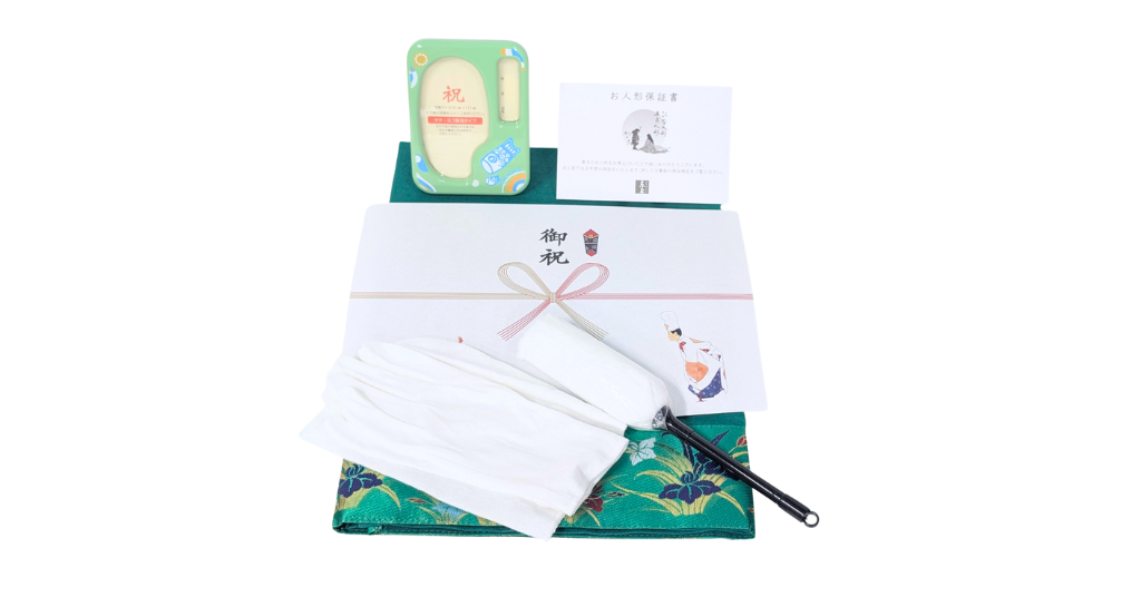 つるし飾りと鯉のぼり